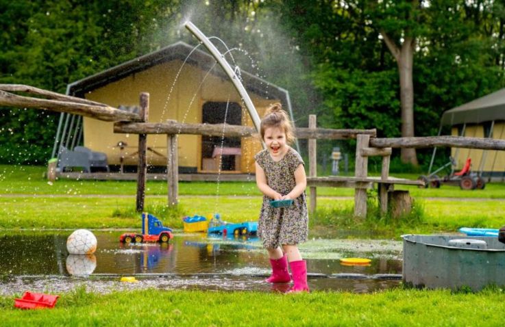 FarmCamps De Geele Bosch - Safaritenten Friesland